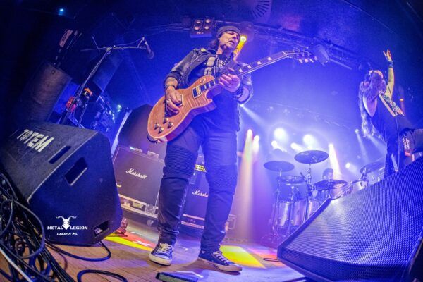 Phil Campbell 4